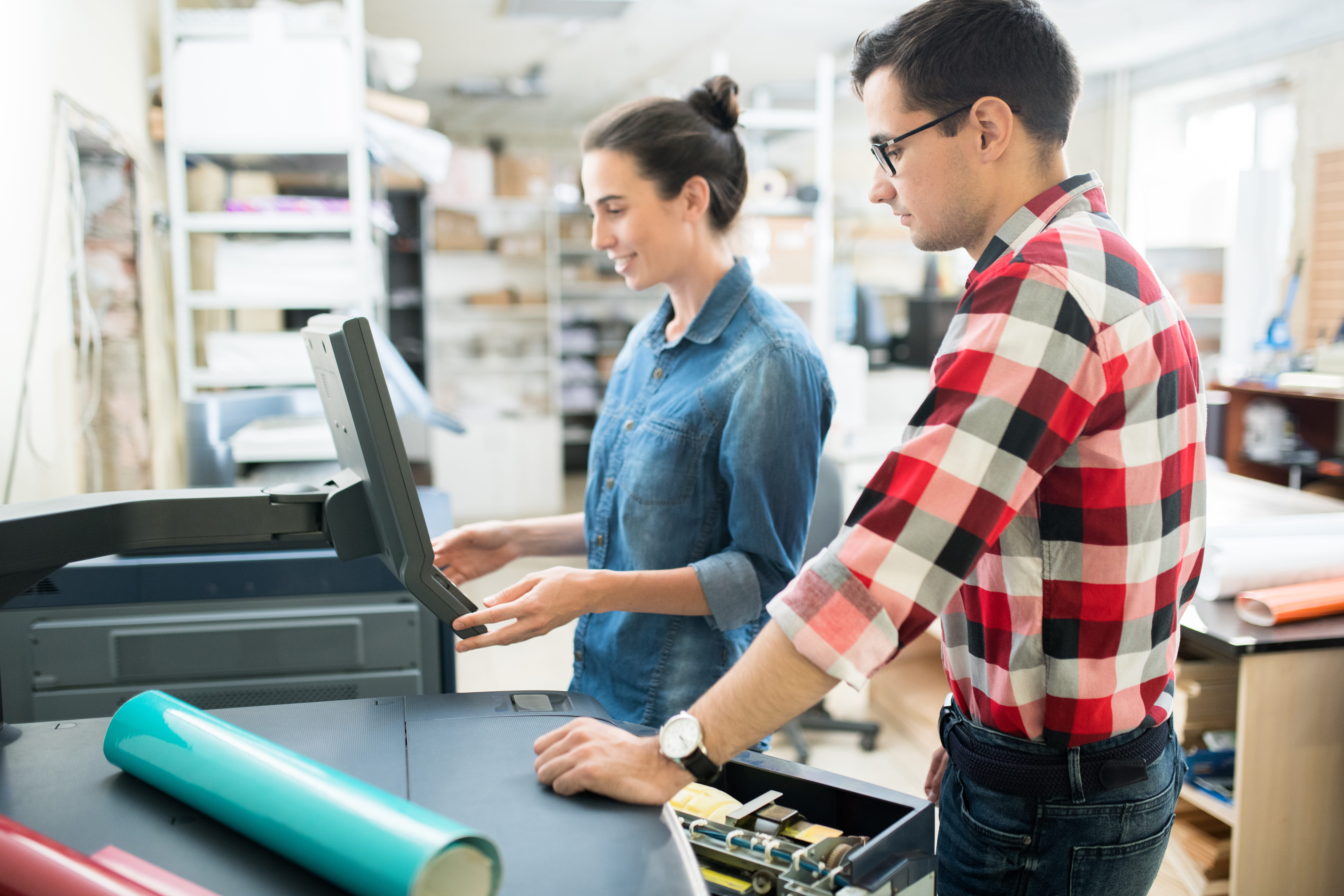 How Custom Printing Services Help Businesses Build a Strong Brand Identity