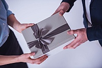 Top Benefits of Corporate Gifting for Business Branding and Customer Engagement
